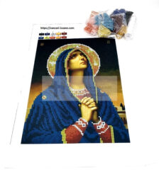 Goblen cu margele si accesorii